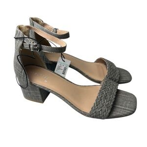 Maurices NWT Gray Women's Open Toe Heeled Sandals Size Women’s 9